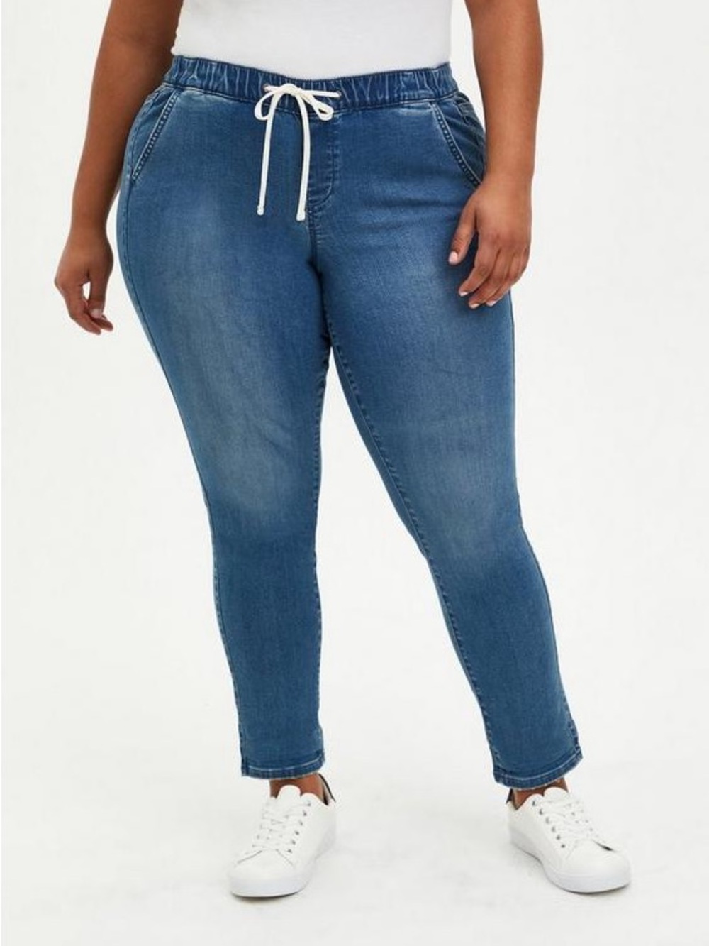 TORRID Pull-On Boyfriend Straight Super Soft Mid-Rise Jean size 4X S